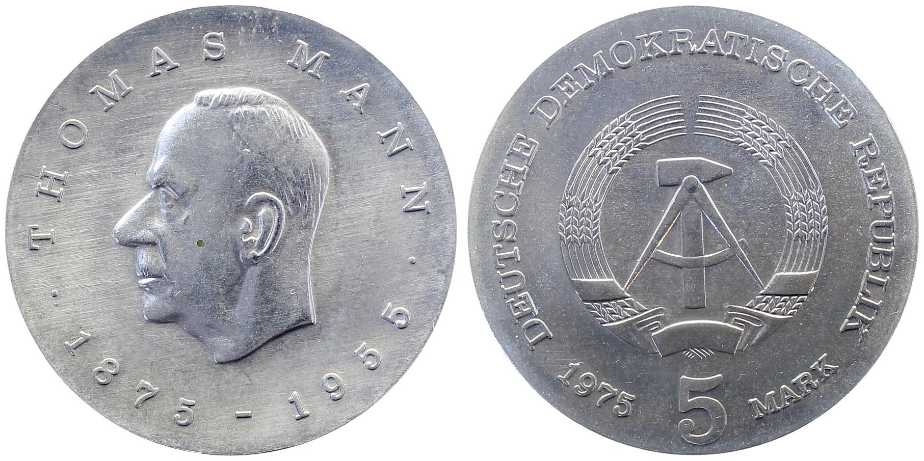 5 Mark Thomas Mann 1975 A J1556 5 Mark