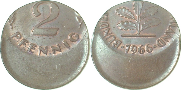 2 Pfennig 1966 stark dezentriert geprägt J381