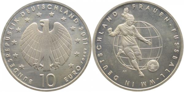 10 Euro Entwurf Hoyer Frauen-Fussball mit Bindestrich E2011