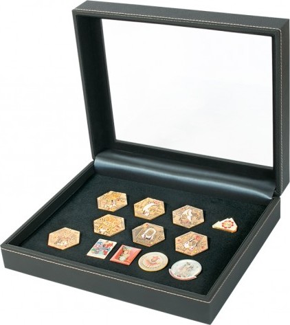 Sammelkassette NERA VARIUS PLUS mit schwarzer Schaumstoffeinlage für Pins, Orden, Abzeichen